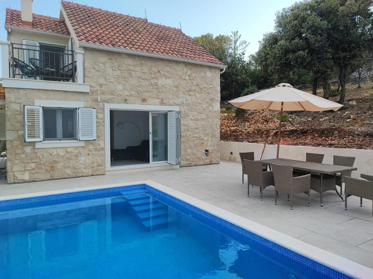 Bobecijan Villa Novo Selo (Brac)